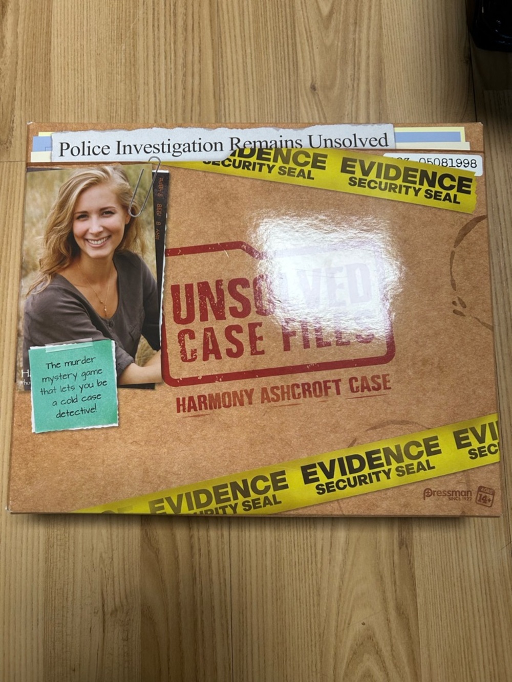 Unsolved Case Files: Harmony Ashcroft Case - Brown Evidence Board Game